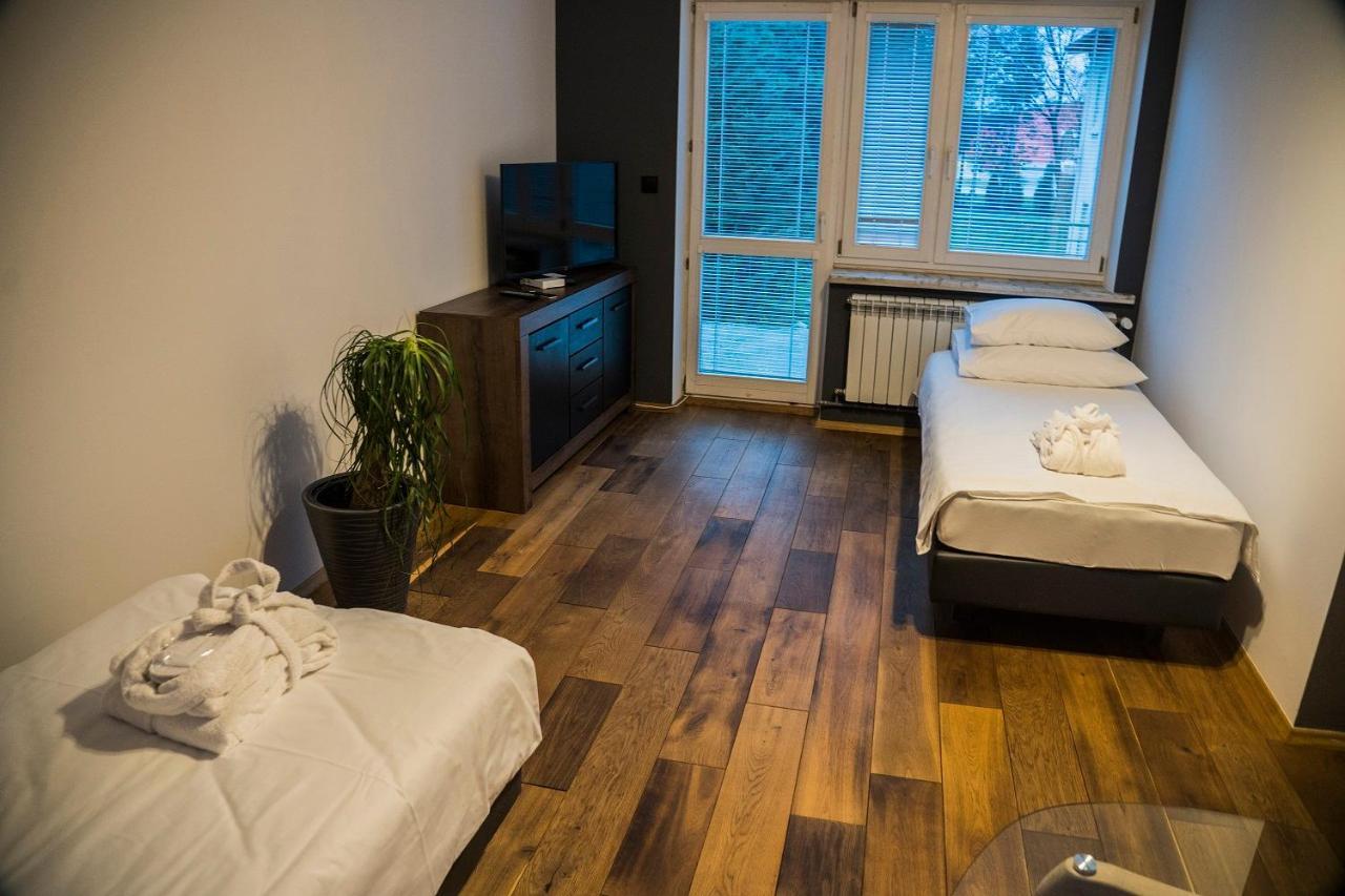 Apartamenty Korona 克罗斯诺 外观 照片