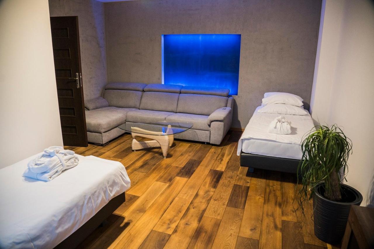Apartamenty Korona 克罗斯诺 外观 照片
