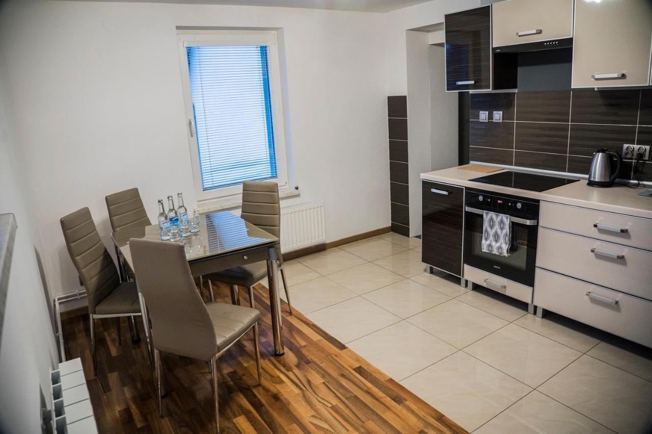 Apartamenty Korona 克罗斯诺 外观 照片