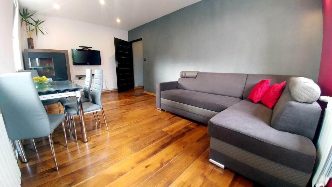 Apartamenty Korona 克罗斯诺 外观 照片