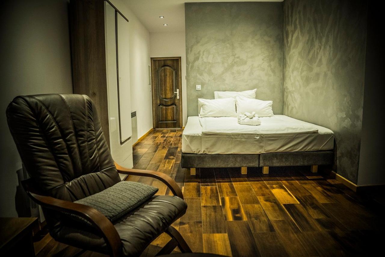 Apartamenty Korona 克罗斯诺 外观 照片